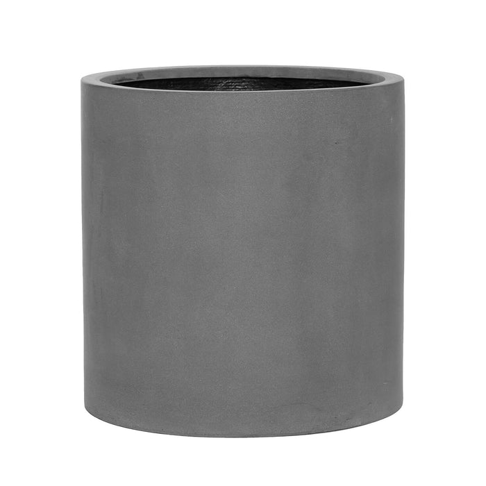 Max L, Grey