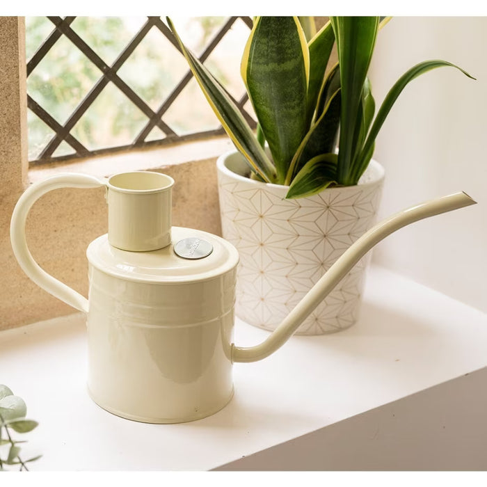 Indoor Metal Watering Can Vintage Cream 1L