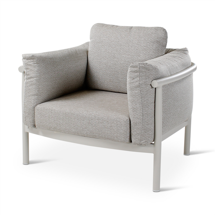 Liv Aluminium Garden Furniture: Lounge chair with cushions