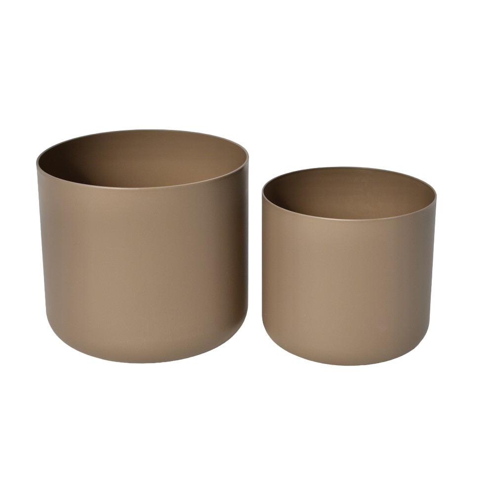 Round plastic pot brown